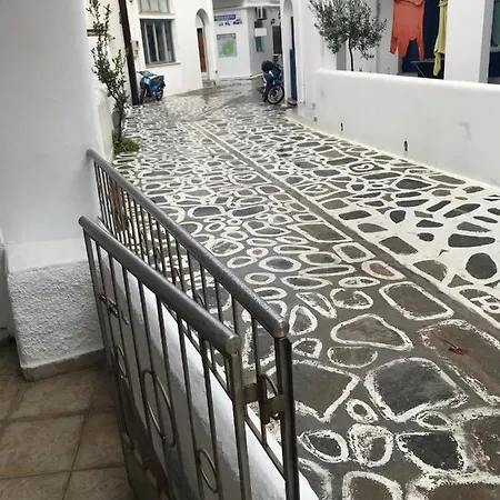 Central Old Town House