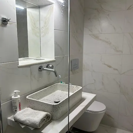 Central Old Town House Páros